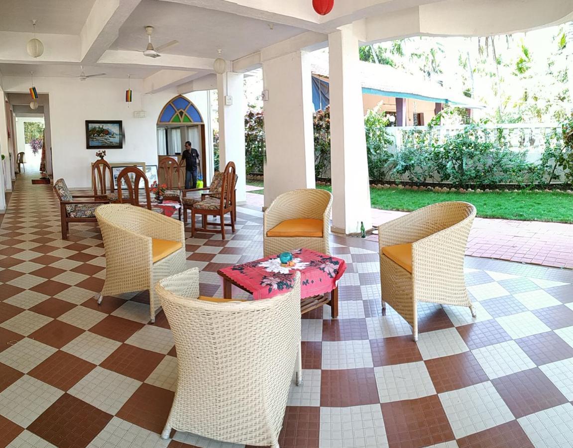 Bluesea Beach Resort Candolim Esterno foto