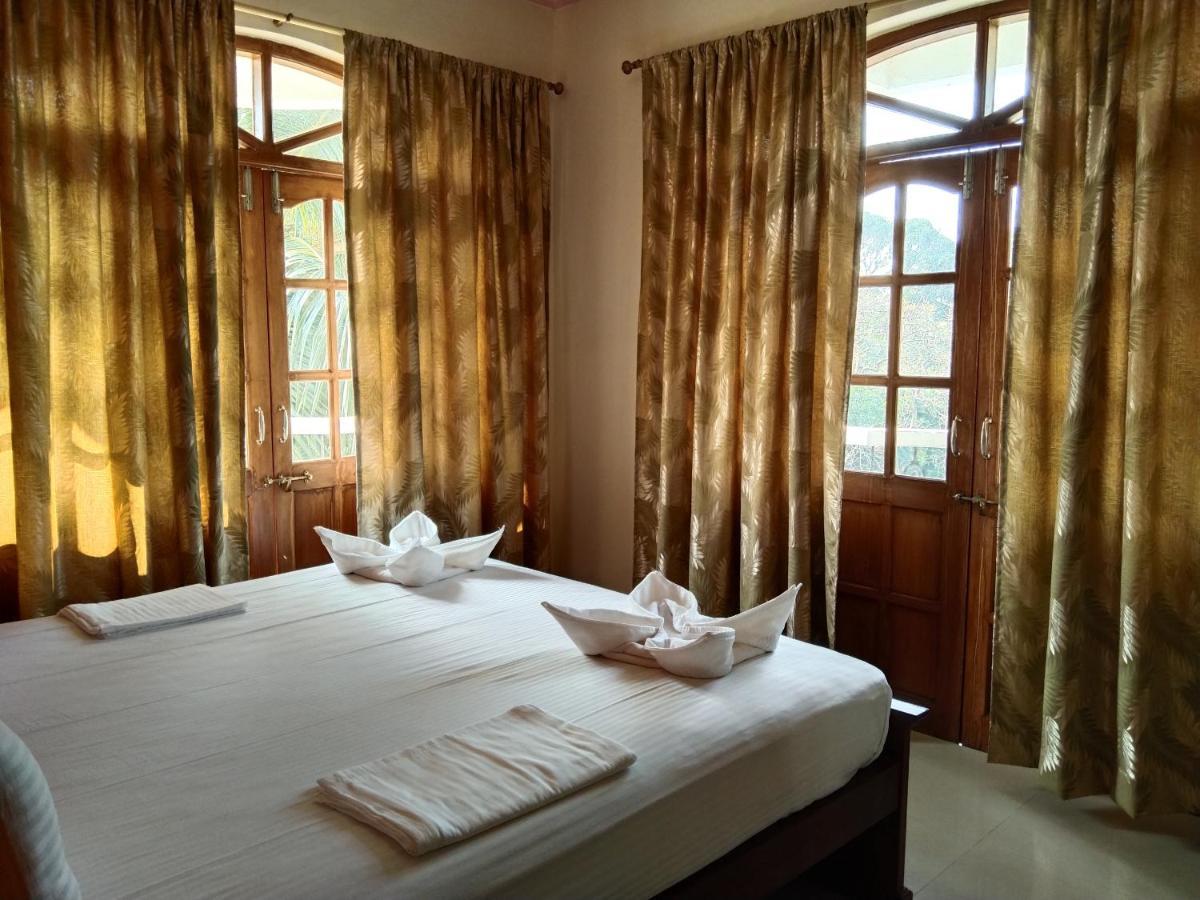 Bluesea Beach Resort Candolim Esterno foto