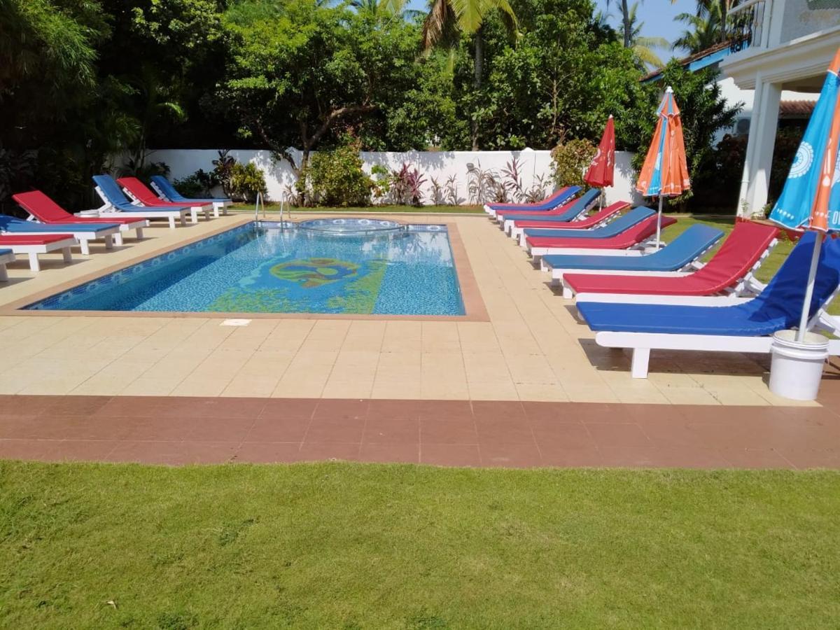 Bluesea Beach Resort Candolim Esterno foto